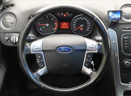 Ford - Mondeo