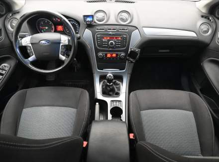 Ford - Mondeo