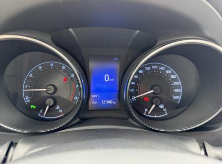 Toyota - Auris