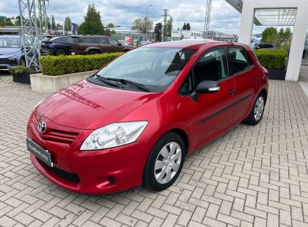 Toyota - Auris
