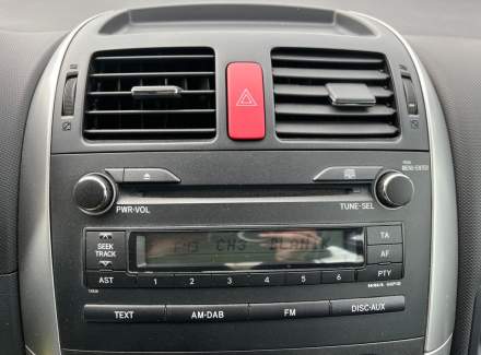 Toyota - Auris