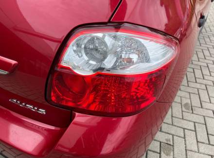 Toyota - Auris