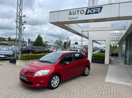 Toyota - Auris