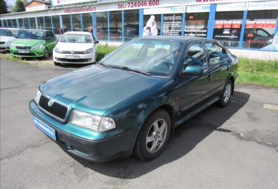 Škoda - Octavia