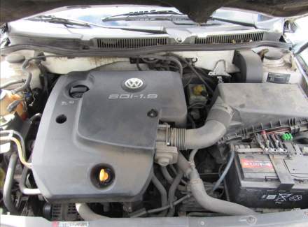 Volkswagen - Golf