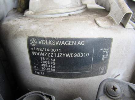 Volkswagen - Golf