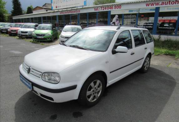 Volkswagen - Golf