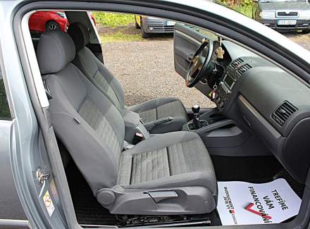 Volkswagen - Golf