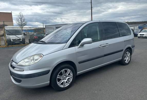 Peugeot - 807