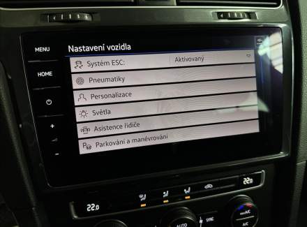 Volkswagen - Golf