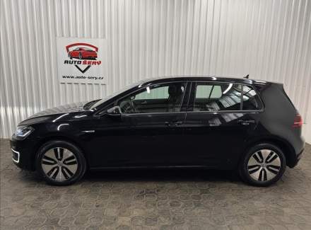 Volkswagen - Golf