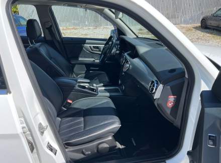 Mercedes-Benz - GLK