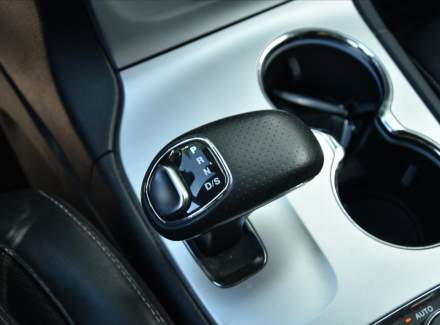 Jeep - Grand Cherokee