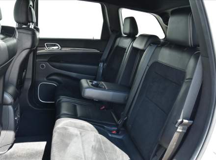 Jeep - Grand Cherokee