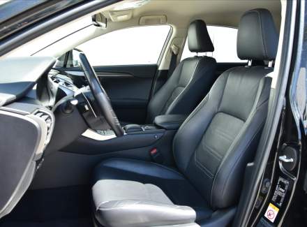 Lexus - NX