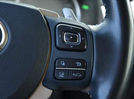 Lexus - NX