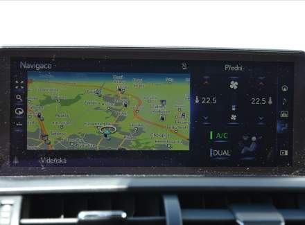 Lexus - NX