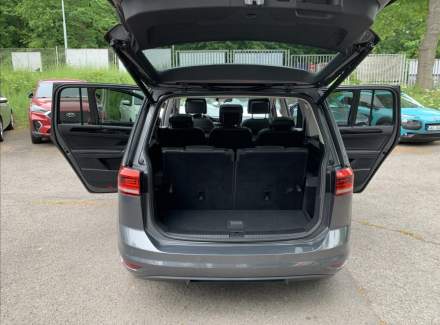Volkswagen - Touran