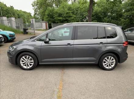 Volkswagen - Touran