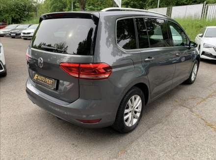 Volkswagen - Touran
