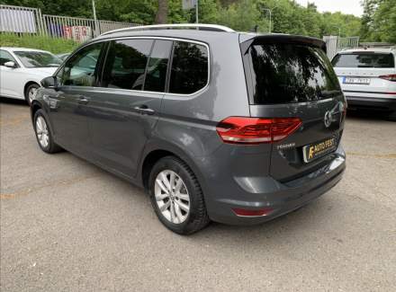 Volkswagen - Touran