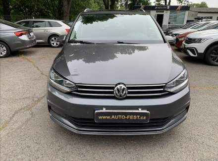 Volkswagen - Touran