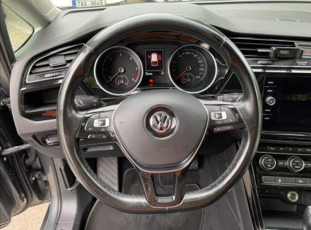 Volkswagen - Touran