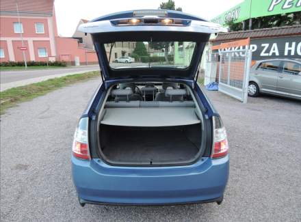 Toyota - Prius