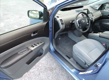 Toyota - Prius