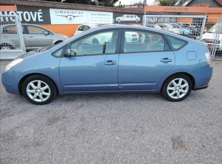 Toyota - Prius