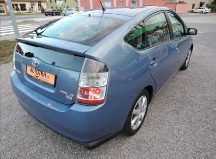 Toyota - Prius
