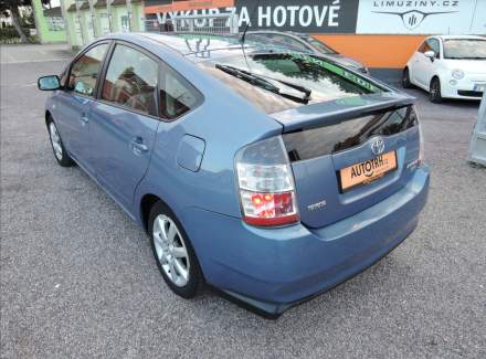 Toyota - Prius