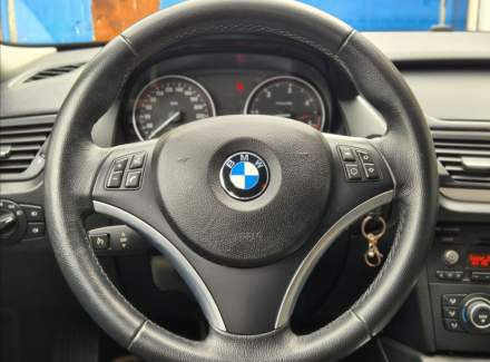 BMW - X1