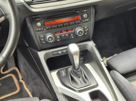 BMW - X1