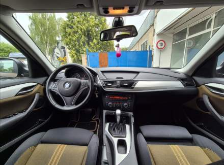 BMW - X1