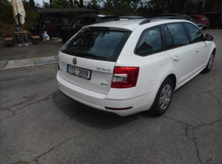 Škoda - Octavia