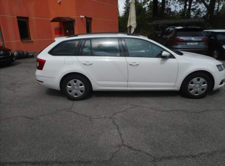 Škoda - Octavia