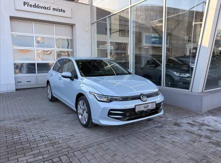 Volkswagen - Golf