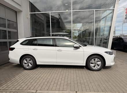 Volkswagen - Passat