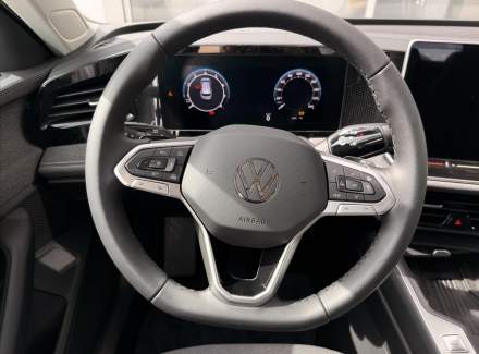 Volkswagen - Passat