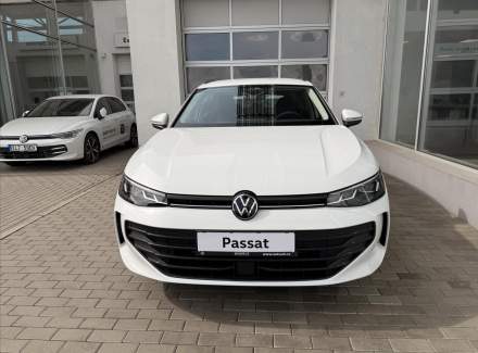 Volkswagen - Passat