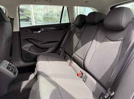 Volkswagen - Passat