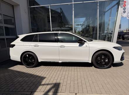 Volkswagen - Passat