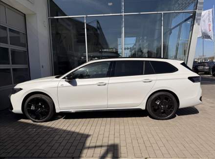Volkswagen - Passat