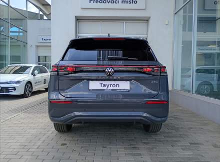 Volkswagen - Tayron
