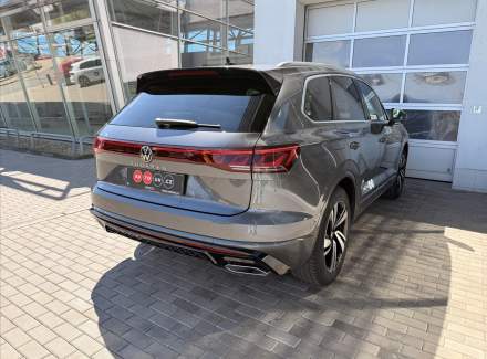 Volkswagen - Touareg