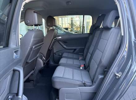 Volkswagen - Touran