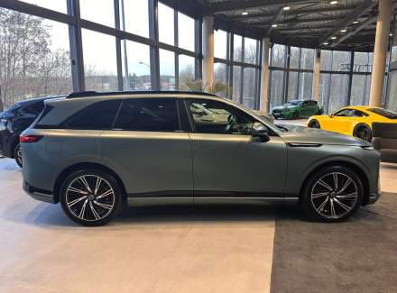 XPENG - G9