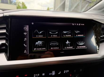 Audi - Q4 e-tron