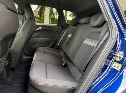 Audi - Q4 e-tron